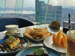 -Hi City·城市之巅