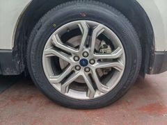 -倍耐力轮胎专卖店(碧云路店)