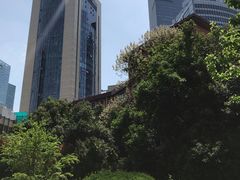 -陆家嘴空中步行连廊