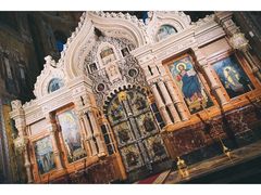 -滴血救世主教堂