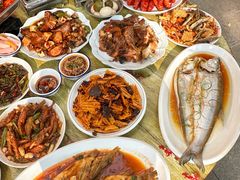 -丹水桥地锅鱼·翘嘴鲌·地方特色全鱼宴(丹江口大坝店)