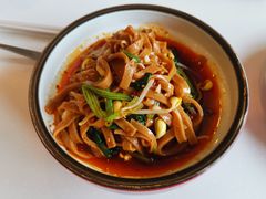 农家醋粉-小六汤包砂煲菜(文景路店)