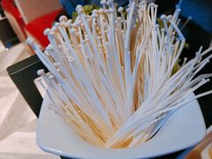 -热火朝天鲜切牛肉火锅(南强街巷店)