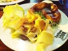 芝士拼盘-皇冠自酿啤酒坊(中国红街5号楼店)