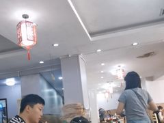 -濠轩阁特色生蚝火锅(水湾路店)