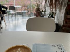-边渡咖啡烘焙店(昙华林店)