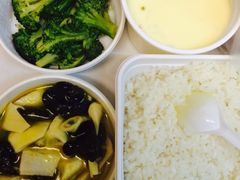 老娘舅中式快餐(欧尚店)-老娘舅(苏州中心大道西大润发店)