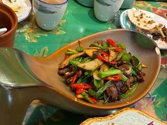 -蘑菇私房菜小馆(杨家坪西城天街店)