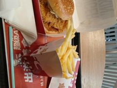 -肯德基(中鼎大厦店)