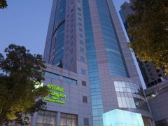 -上海浦东假日酒店