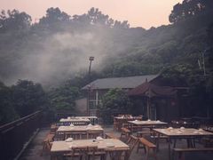 -鲤鱼塘农家山庄