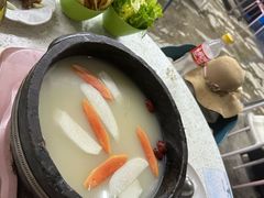 -墨脱石锅椰子鸡•海鲜糟粕醋(榆亚路店)