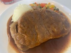 香烤牛排配时蔬-宜家·瑞典风味餐厅(无锡店)