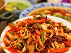 火爆黄喉-江湖黑大兔(杨家坪店)