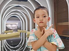 -涨巢·潮玩水疗局