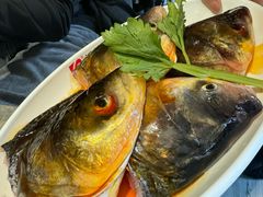 -忘情水鱼头·鲜鱼火锅(滨江中路店)