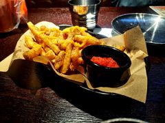 芝士薯条-机器人火炉披萨