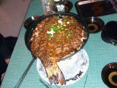 秦鼎铁板鱼-陈熹公民族美食文化餐厅(中华广场店)