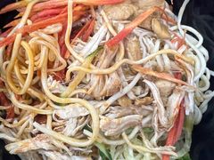 -牛一嘴·兰州牛肉面·大盘鸡(财富中心店)