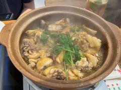 -齐齐衮·廟街生蚝雞煲(荔湾地铁站店)