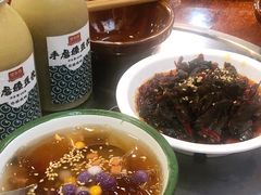 手磨绿豆饮-草本味·市井羊肉馆(新开铺总店)