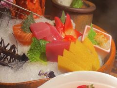 -花潮料理艺食馆(成都万象城店)