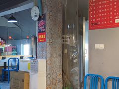 等位区-二楼老店重庆鸡公煲(真光路店)