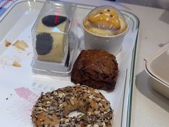 -红星前进面包牛奶公司(君太店)
