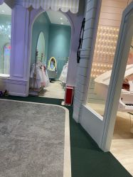 -奈尔宝·儿童乐园·亲子餐厅(华采天地店)
