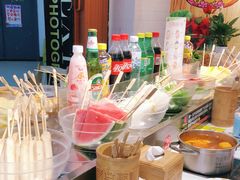 零售区-百品聚旋转火锅(号外店)