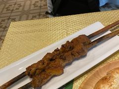 戈壁滩红柳烤肉-巴扎美食·新疆菜·西域歌舞表演餐厅(新疆大厦店)