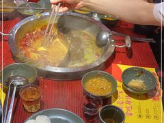 -谭鸭血老火锅(远大购物广场店)