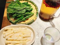 -尚尚仙·酸汤猪手·猪肚鸡火锅(华联万柳购物中心店)