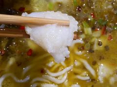 石锅酸菜鱼-周鱼小馆石锅酸菜鱼(活力汇店)