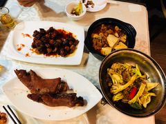 -眷江南之小蓝鲸(王府大街店)