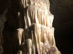 -波斯托伊纳溶洞