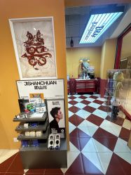 -Devilhands Barbershop男士理容店