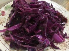 凉拌甘蓝菜-壹阁胡羊焖饼(特色小吃街店)