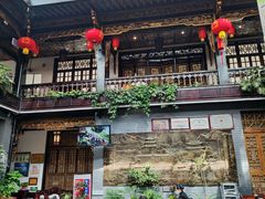 -蔼若春.传承三十年云南菜(金碧公园店)