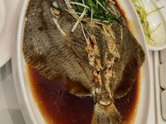 -万龙洲海鲜(大兴绿地缤纷城店)