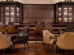 -LONG BAR 廊吧(外滩华尔道夫酒店)