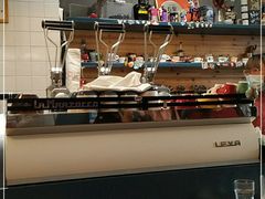 -Be Lived Cafe比例咖啡(摩天轮店)