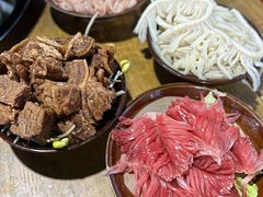 -正南齊北重庆老火锅(光华村直营店)
