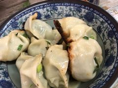 -无名氏宵夜小摊(祝家三姐妹馄饨店)