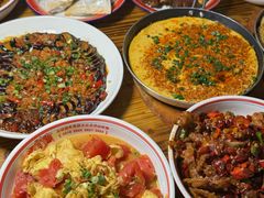 -堂瓦里·34年传统赣菜(第一街区店)