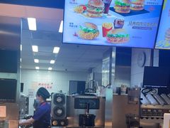 -麦当劳(东苑丽宝商业广场店)
