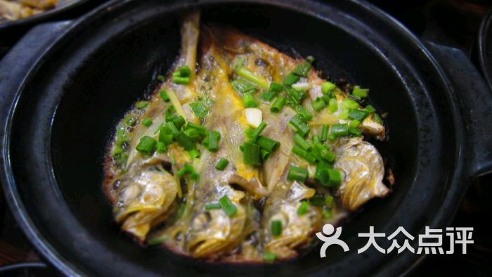 砂锅焗小黄鱼图片