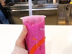 红果小姐姐-CoCo都可(嘉定日月光店)