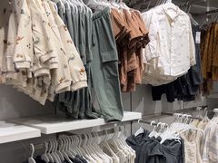 -H&M(华润万象城店)