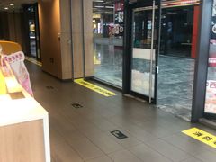 -麦当劳(三亚凤凰机场店)